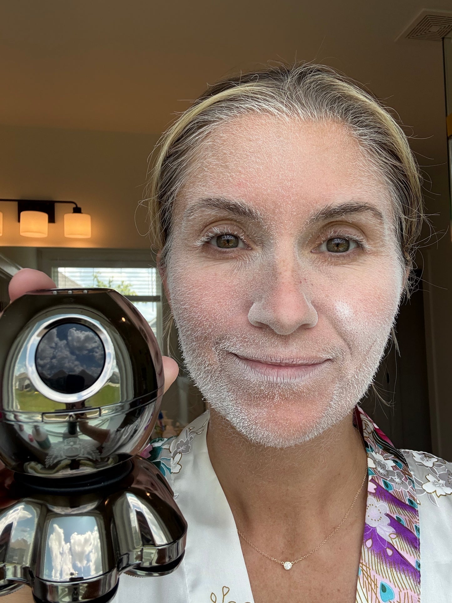 Trim Pod 3.0 : The Best Dermaplaning Tool For Women Over 40